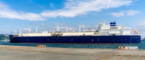 buque-de-gnl-procedente-de-rusia-en-la-planta-de-reganosa-de-la-coruña