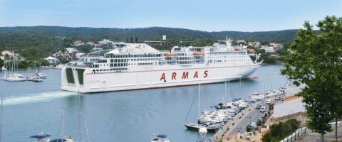 volcan-de-tinamar-de-naviera-armas-que-utilizara-trasmediterranea