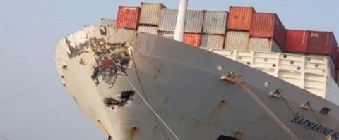 safmarine-nokwanda-d-maersk-tras-sufrir-un-choque