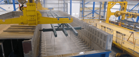 El proceso de kataforesis dura 30 minutos, más 40 minutos de horno.