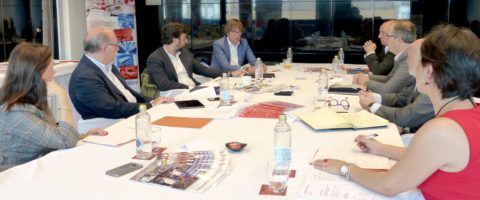 mesa-redonda-digitalizacion-11