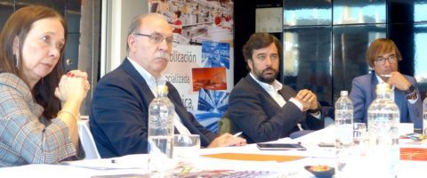 mesa-redonda-digitalizacion-oct-19-4