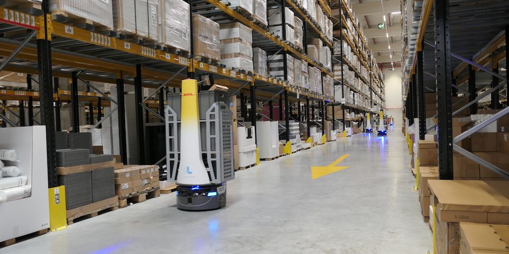 robots Locus en almacen de DHL de Illescas para Ikea